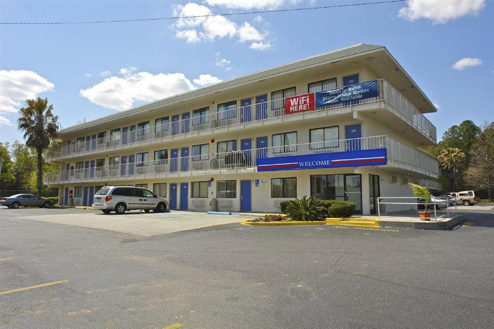 Rodeway Inn Tillmans Corner Servicios foto